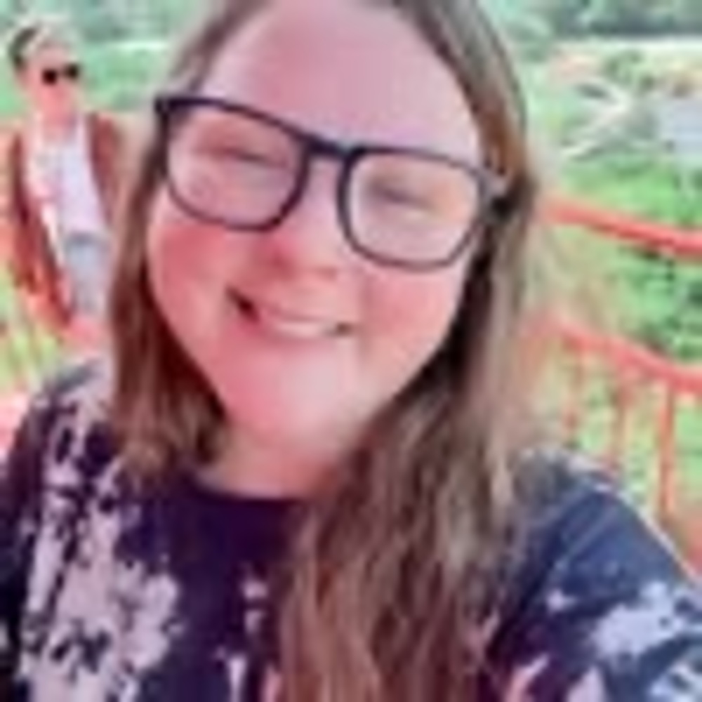 Meet your Posher, Brenda
